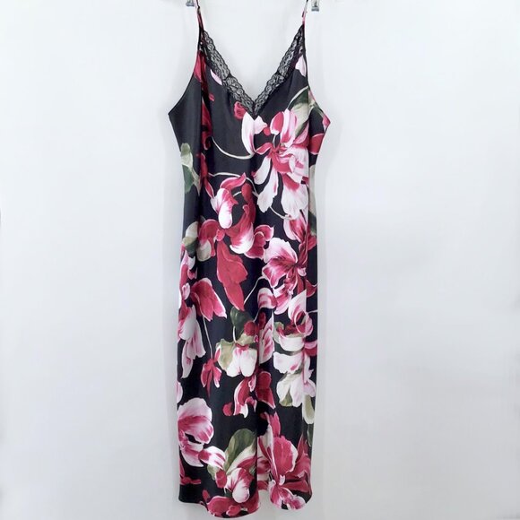 Women's XXL Elegant Lilac & London Floral Nightgown Chemise Slip Black Red Silky - Picture 1 of 10